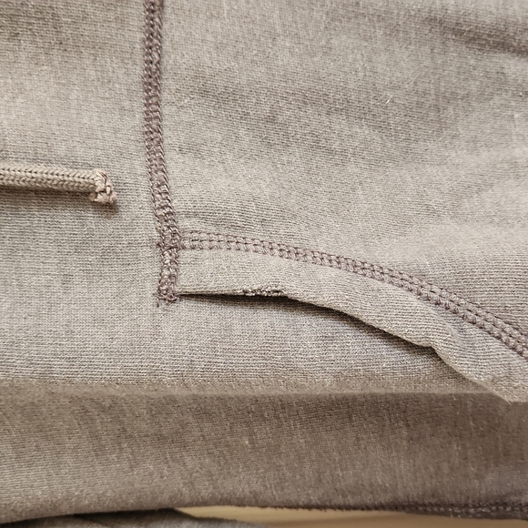 Distressed pullover hoodie - Picture 3 of 5